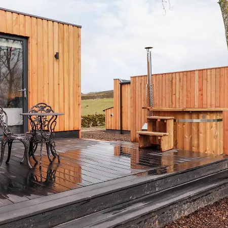 Bluebell Cabin פנרית'
