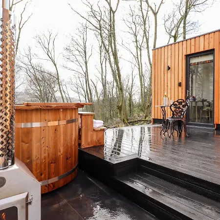 Bluebell Cabin בית נופש פנרית'